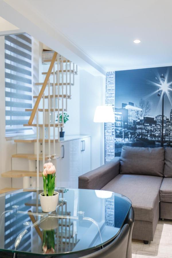 Sleek Minimalist Studio At Inner City Budapest Eksteriør bilde