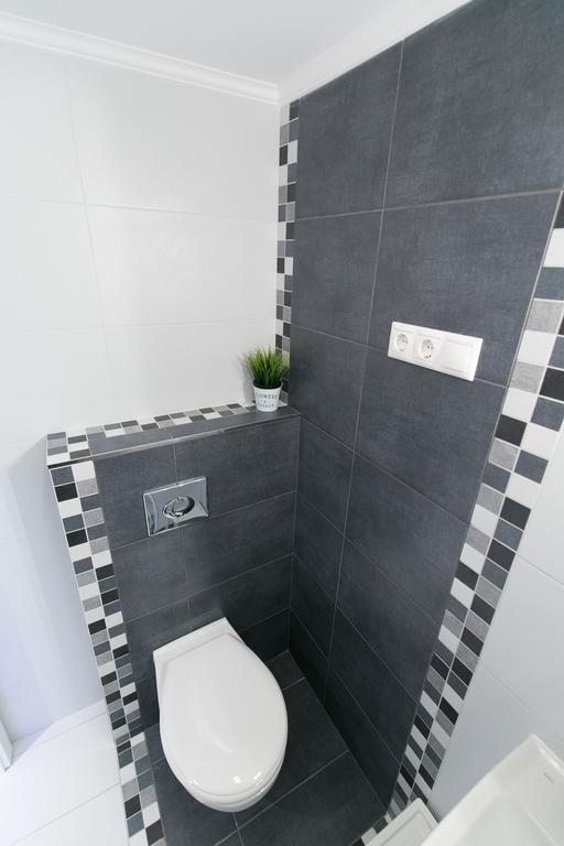 Sleek Minimalist Studio At Inner City Budapest Eksteriør bilde